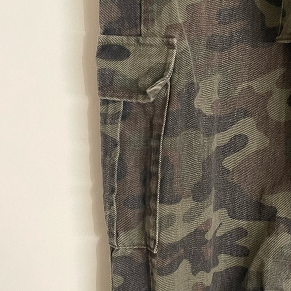 ZARA “The Joy Paperbag” Camouflage Pants - Picture 11 of 15